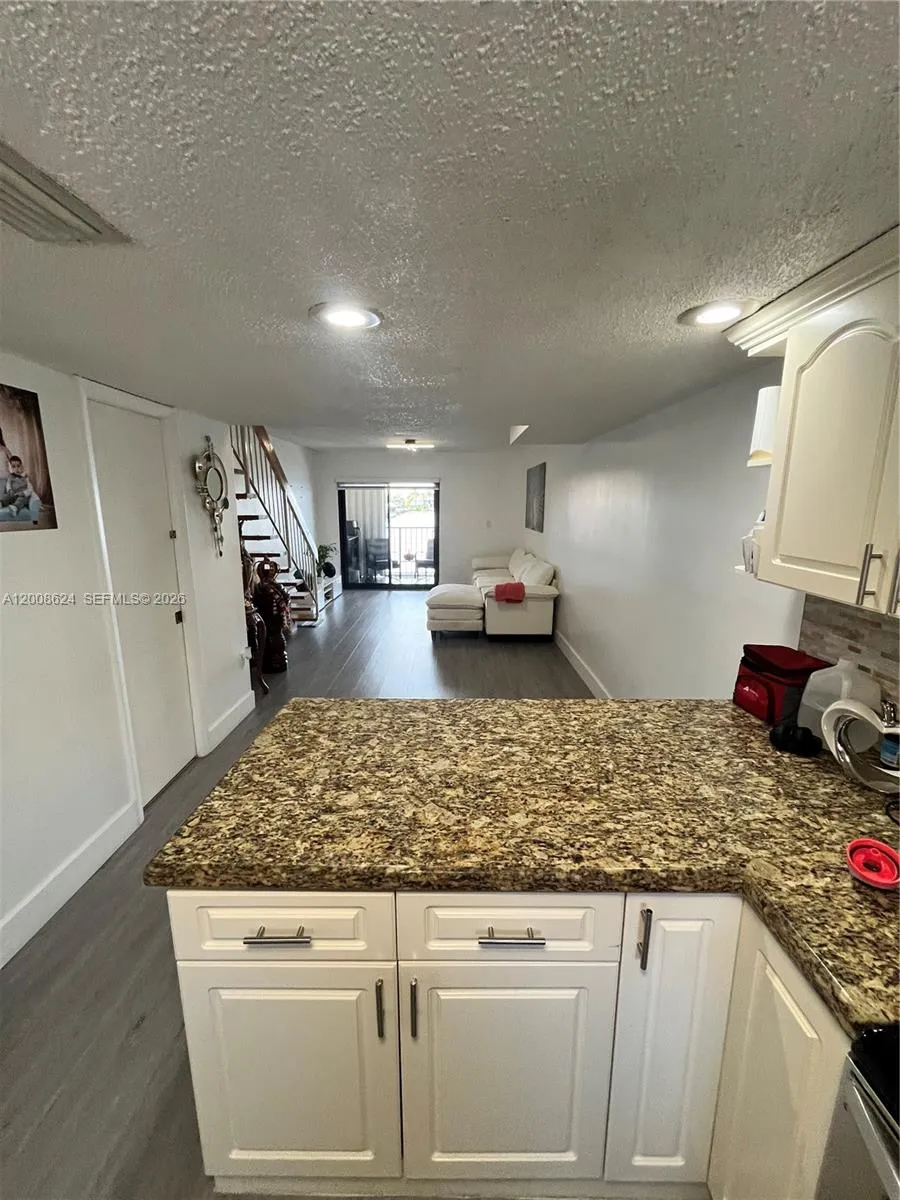 5580 W 26th Ct # 204, Hialeah FL 33016