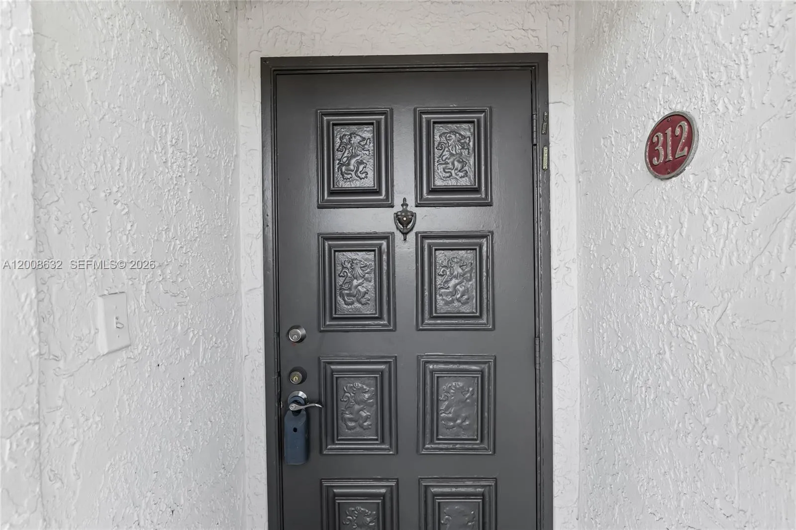 5900 NW 44th St # 312, Lauderhill FL 33319