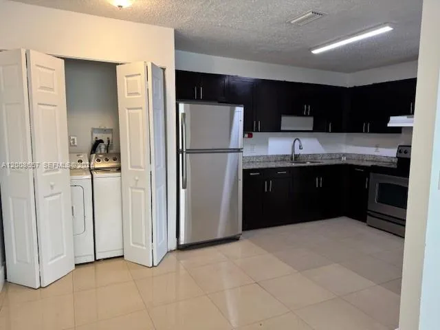 5323 NW 24th St # 118, Lauderhill FL 33313