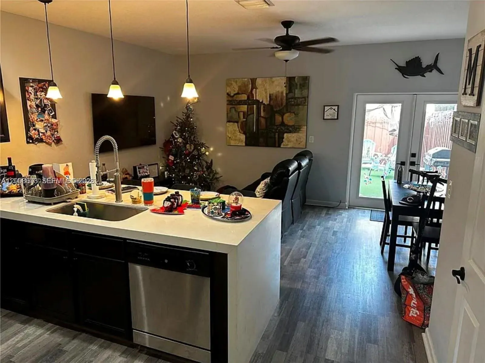 3211 SE 6th St, Homestead FL 33033