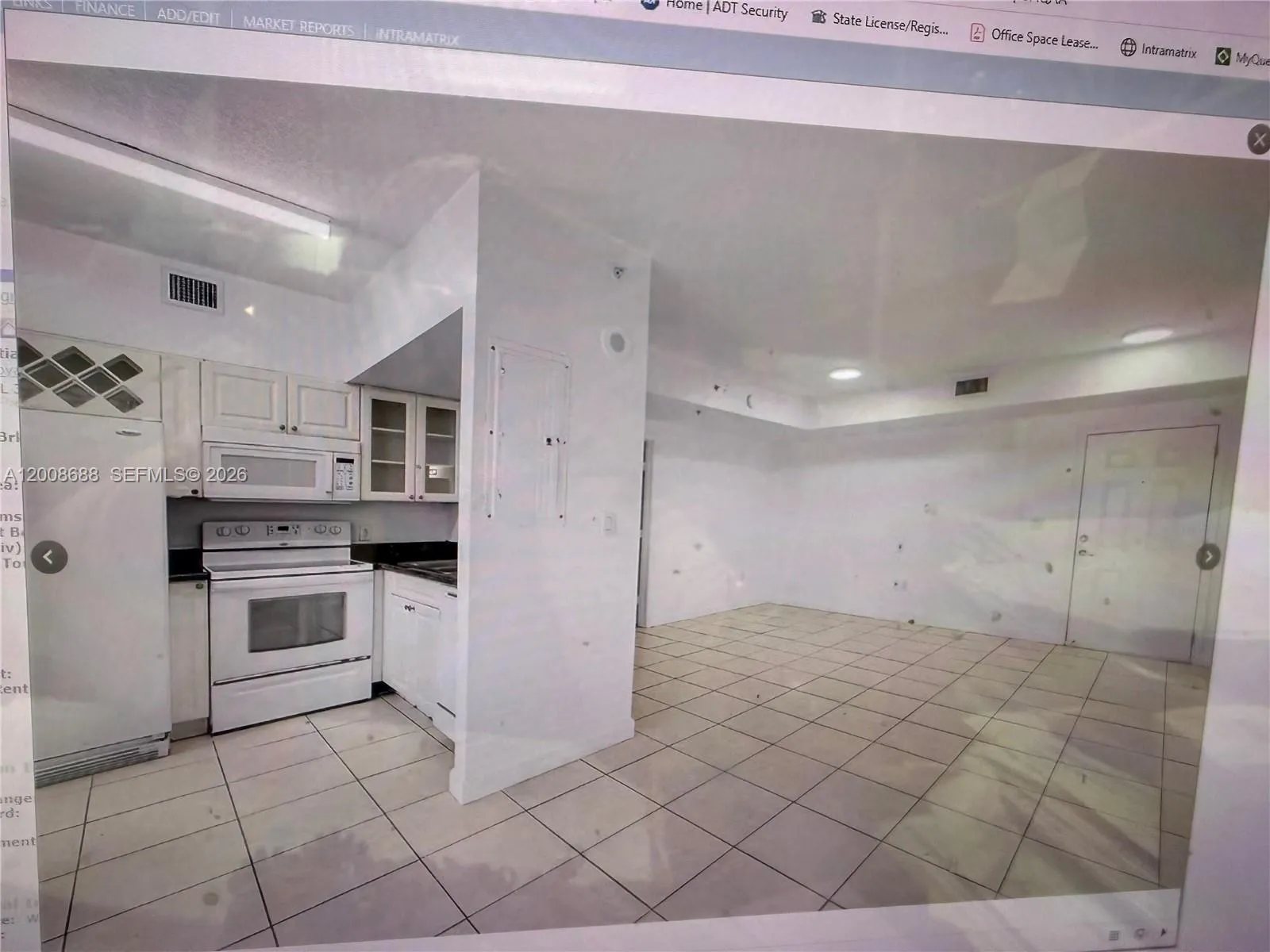 1  GLENN ROYAL PARKWAY # 1405, Miami FL 33125