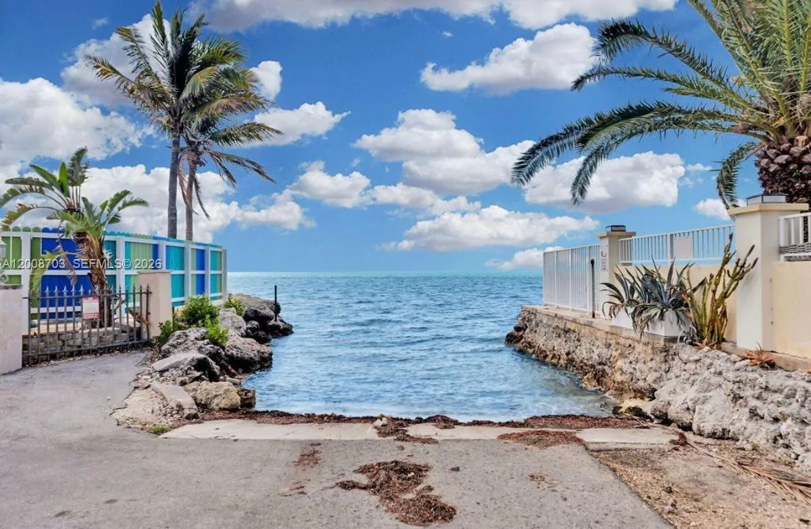 1019 Snapper Ln, Key Largo FL 33037