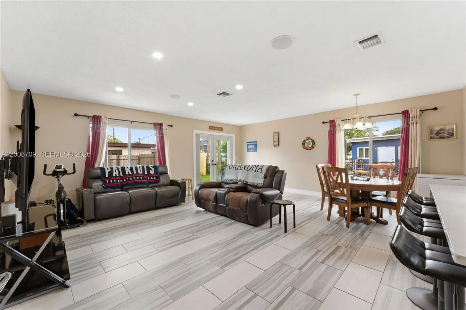 1440 NW 179th Ter, Miami Gardens FL 33169