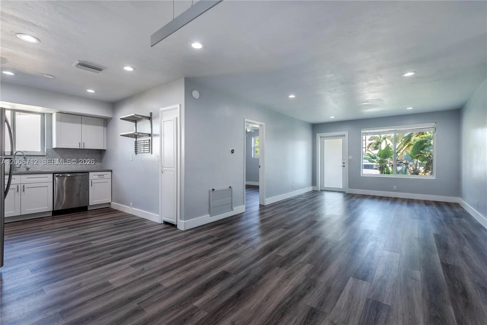 326 SE 3rd Ter, Dania Beach FL 33004