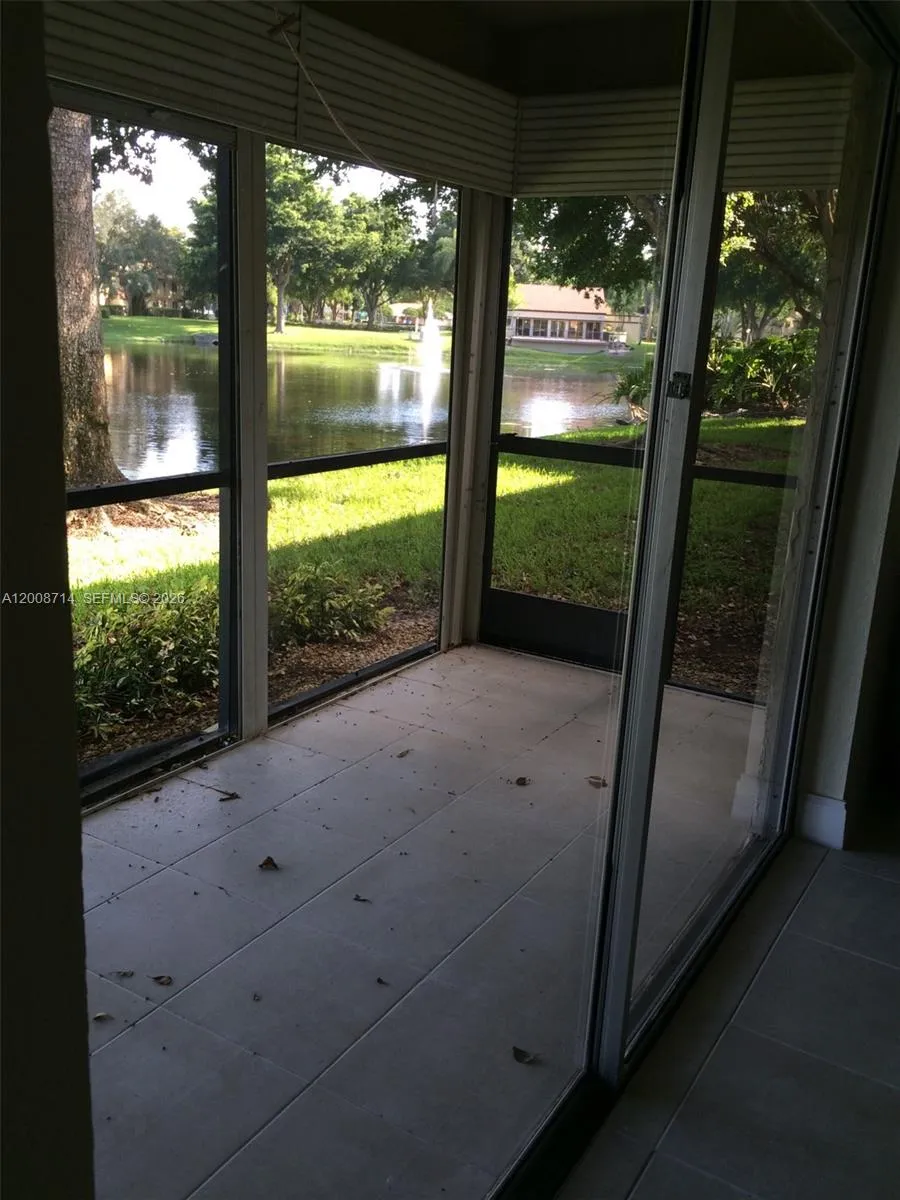 407 Gardens Dr # 103, Pompano Beach FL 33069