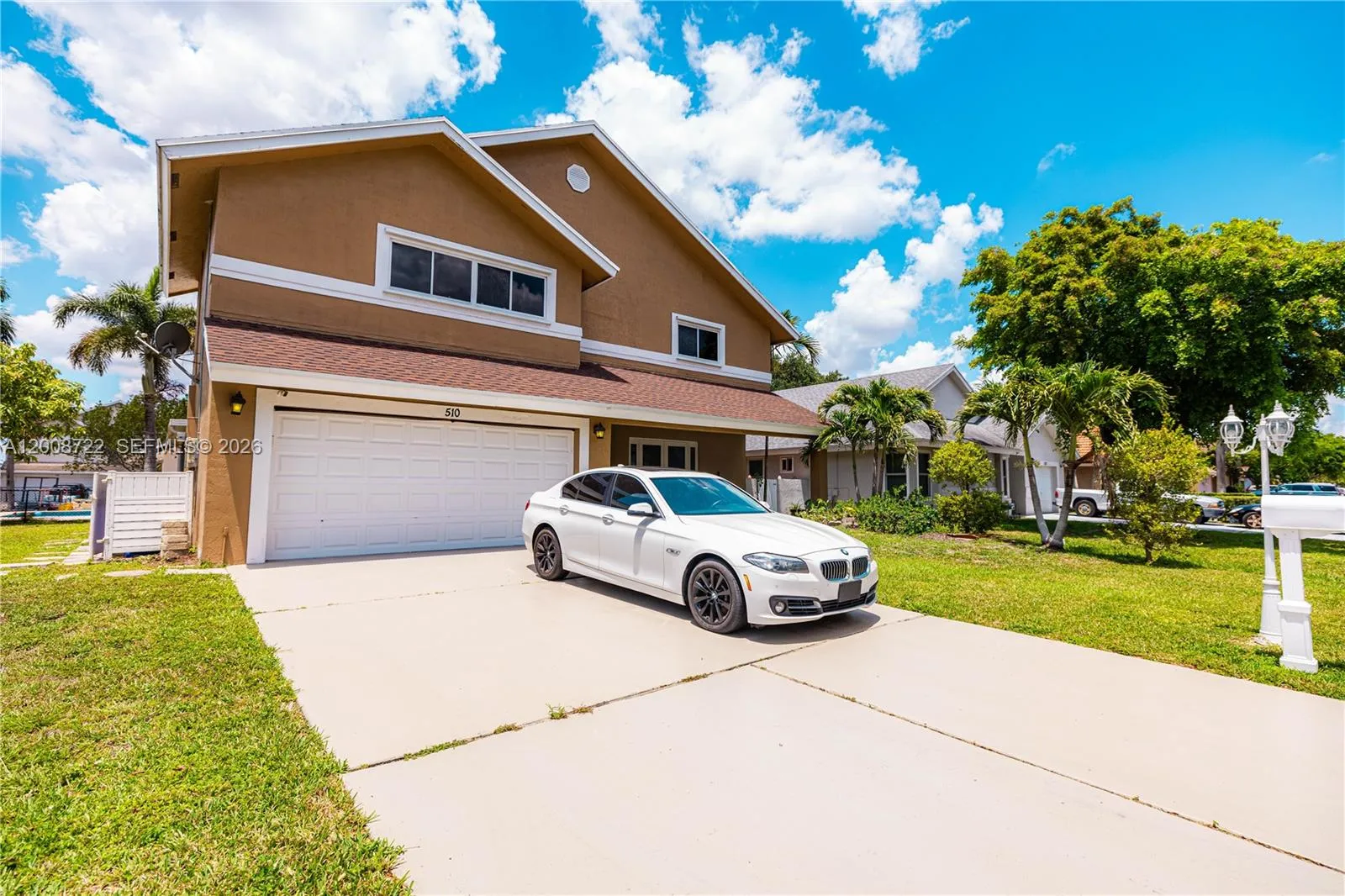 510 NW 207th Ave, Pembroke Pines FL 33029