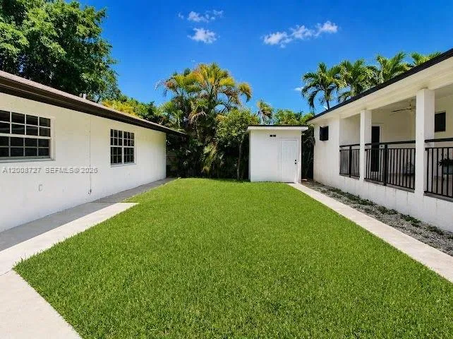 2831 SW 21st St # 2831, Miami FL 33145