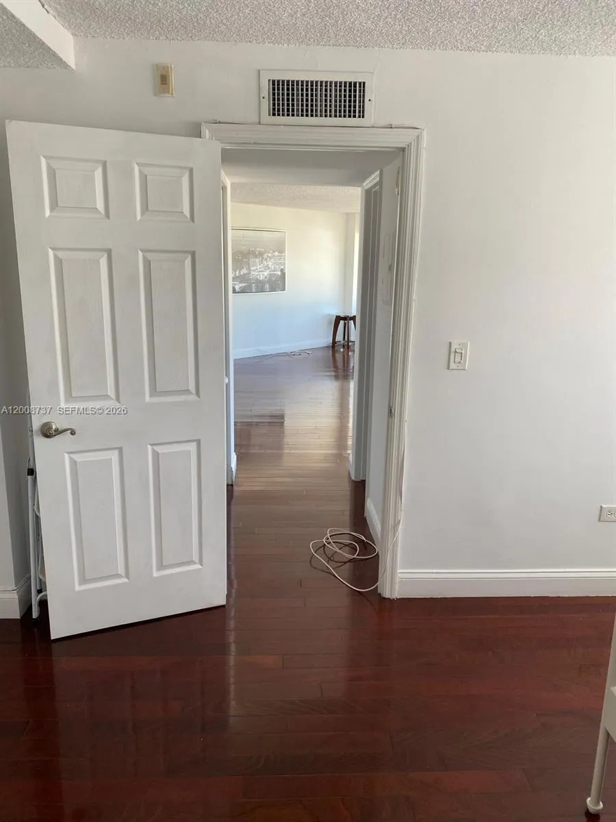 1881 Washington Ave # 7C, Miami Beach FL 33139