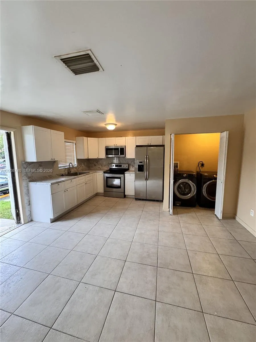 28150 SW 142nd Ct, Homestead FL 33033