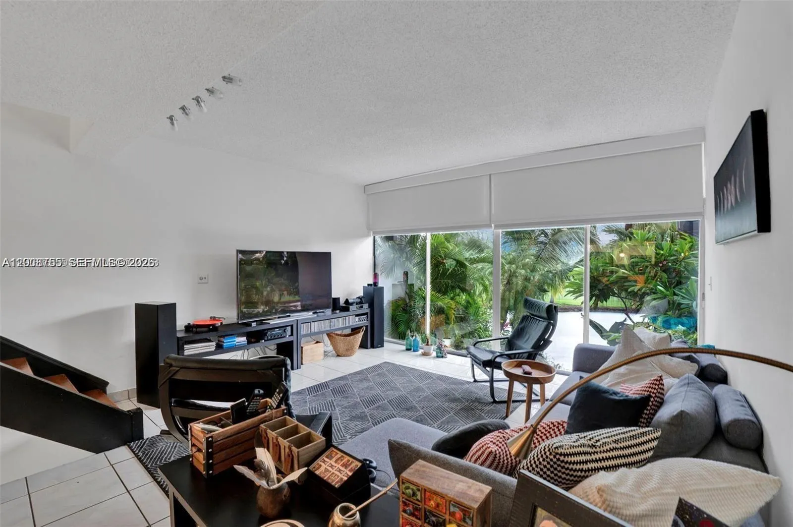 6821 Brookline Dr # 6821, Hialeah FL 33015