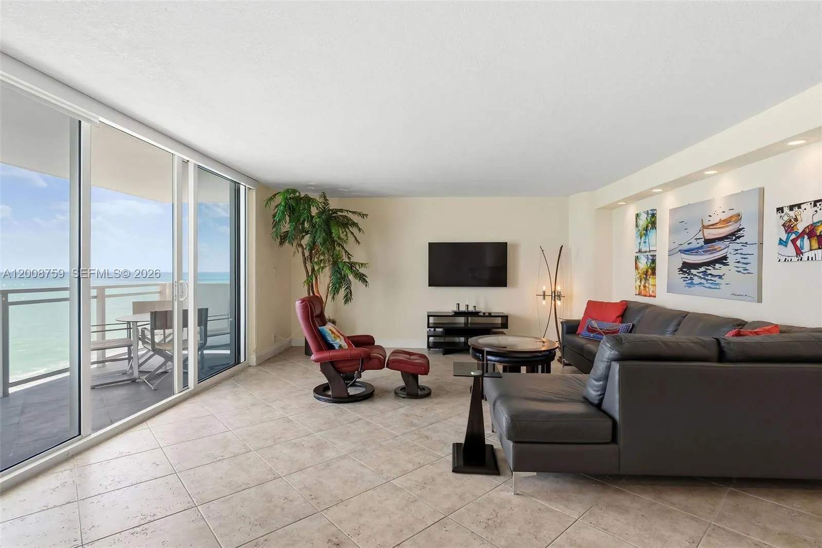 2030 S Ocean Dr # 1820, Hallandale Beach FL 33009