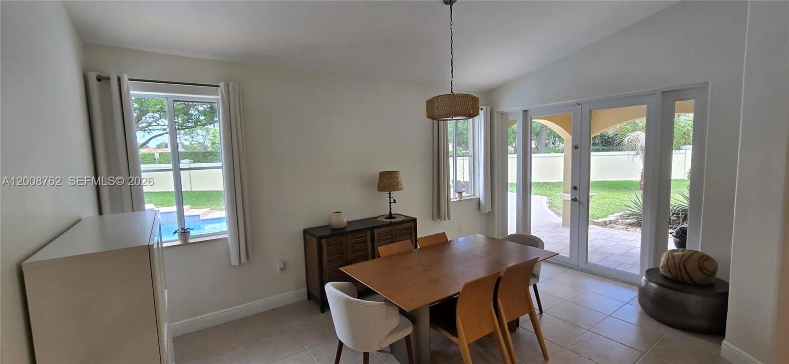 2823 Poinciana Cir, Cooper City FL 33026