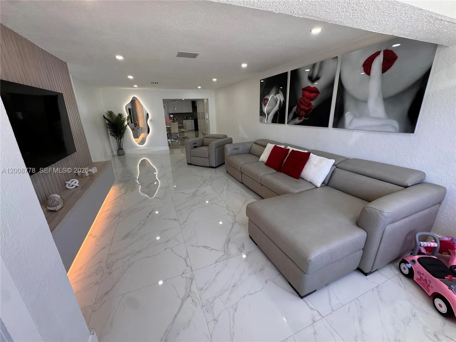 10412 SW 173rd St, Miami FL 33157