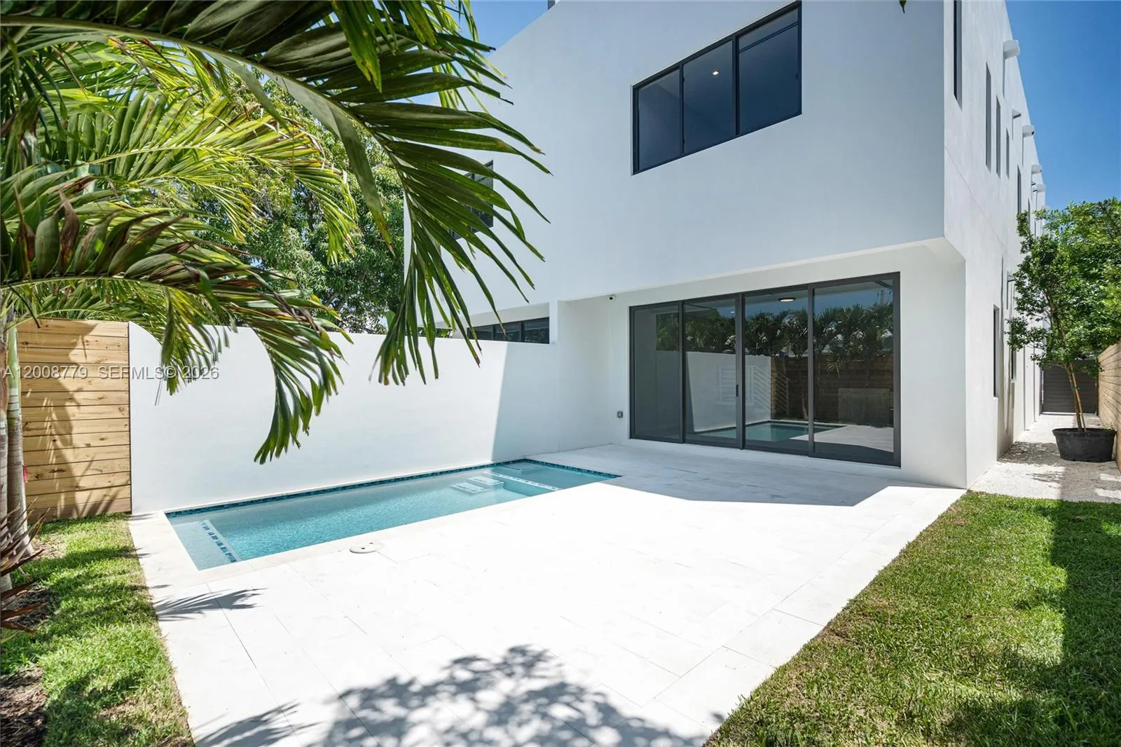 1241-2 SW 23th, Miami FL 33145