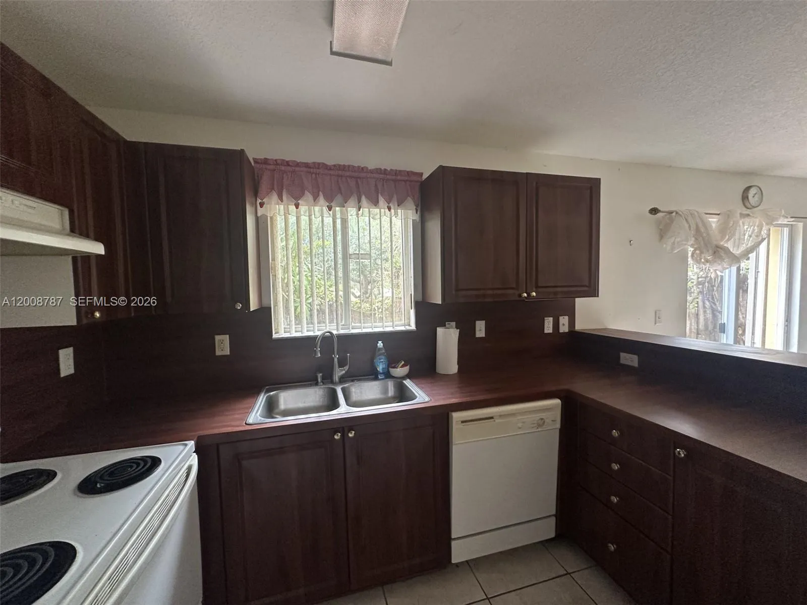 7125 NW 173rd Dr # 2401, Hialeah FL 33015