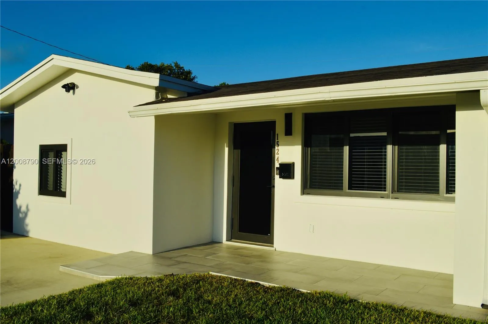 1524 NE 14th Ter, Fort Lauderdale FL 33304