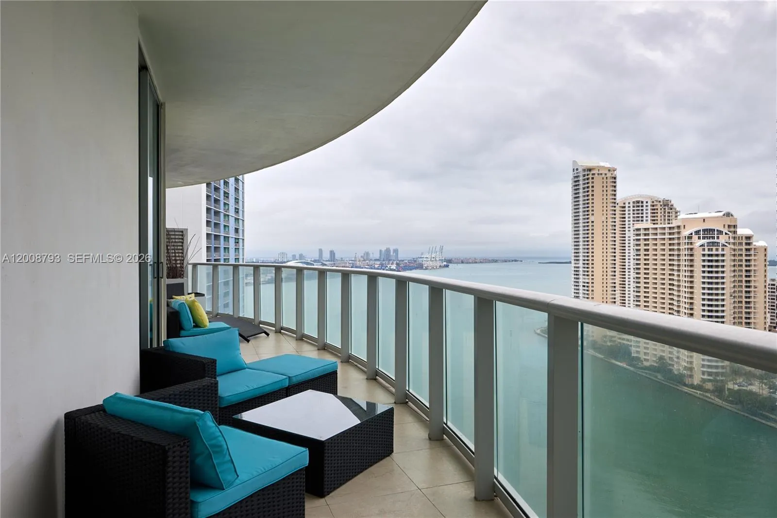 300 S Biscayne Blvd # 2108, Miami FL 33131
