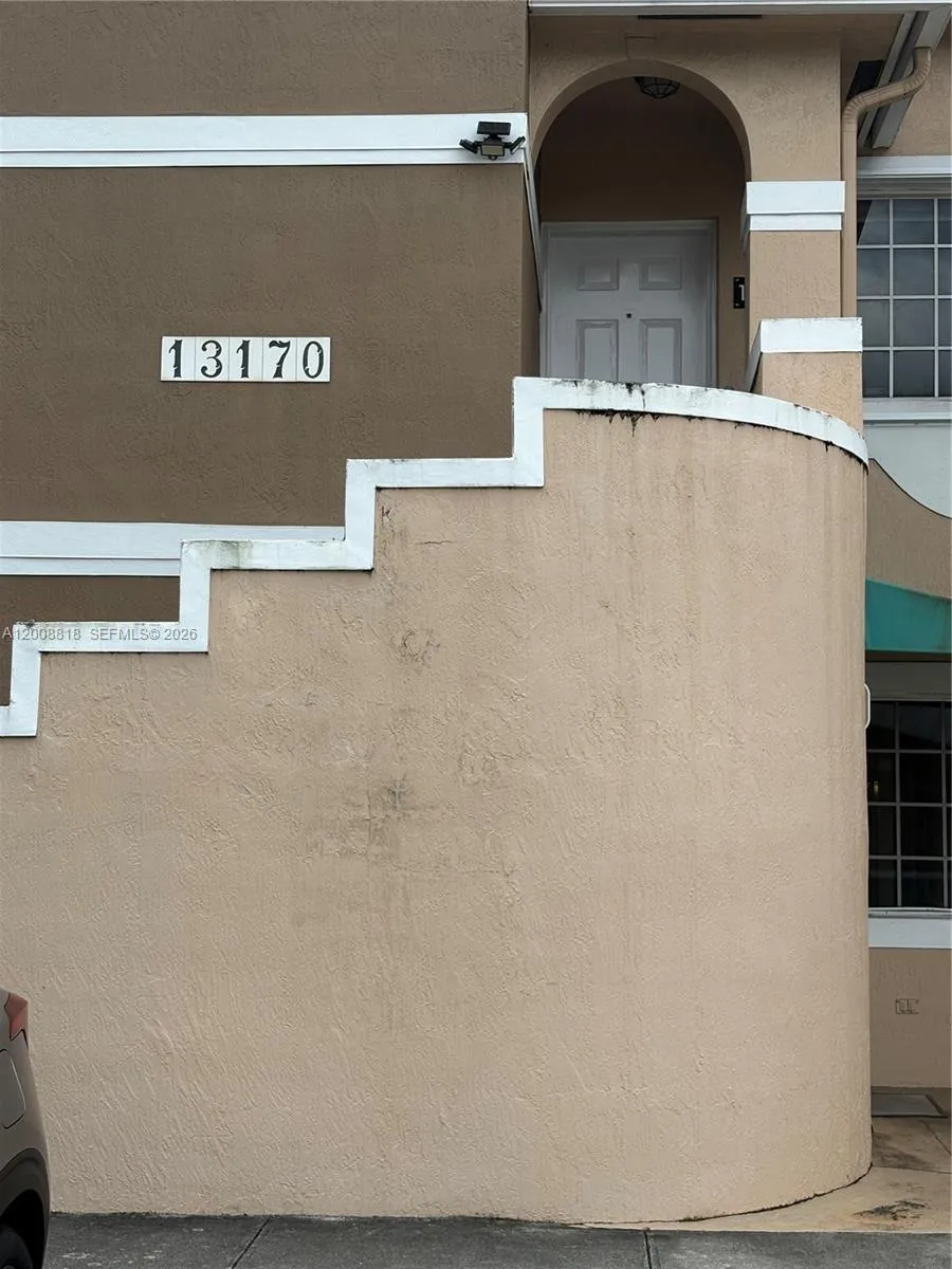 13170 SW 66 # 1810B, Miami FL 33183