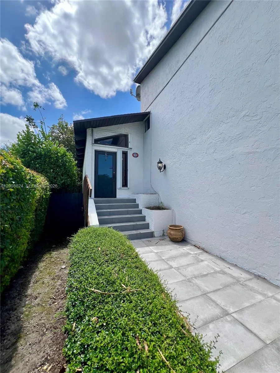 3610 SW 113th Pl, Miami FL 33165