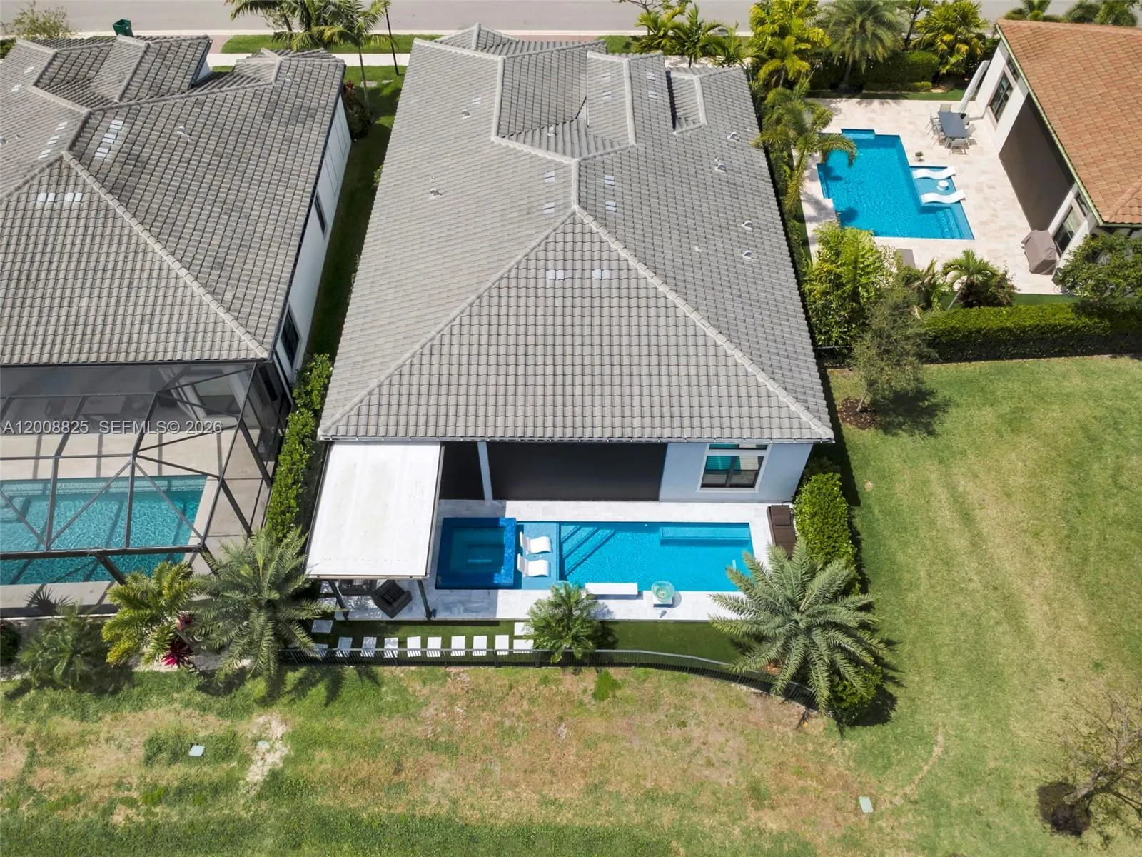8022 Deer Lake Ct, Parkland FL 33067