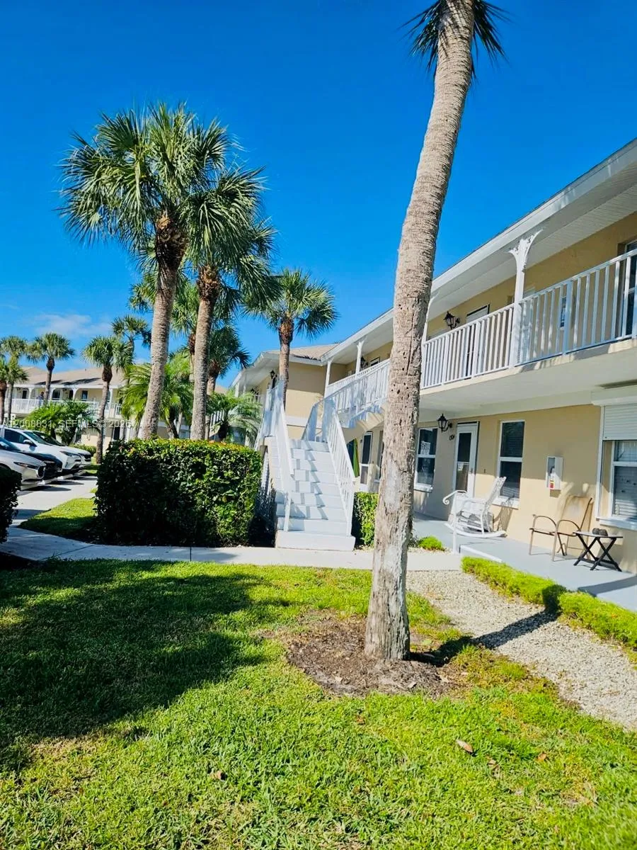 1335 Mainsail Dr # 1315, Naples FL 34114