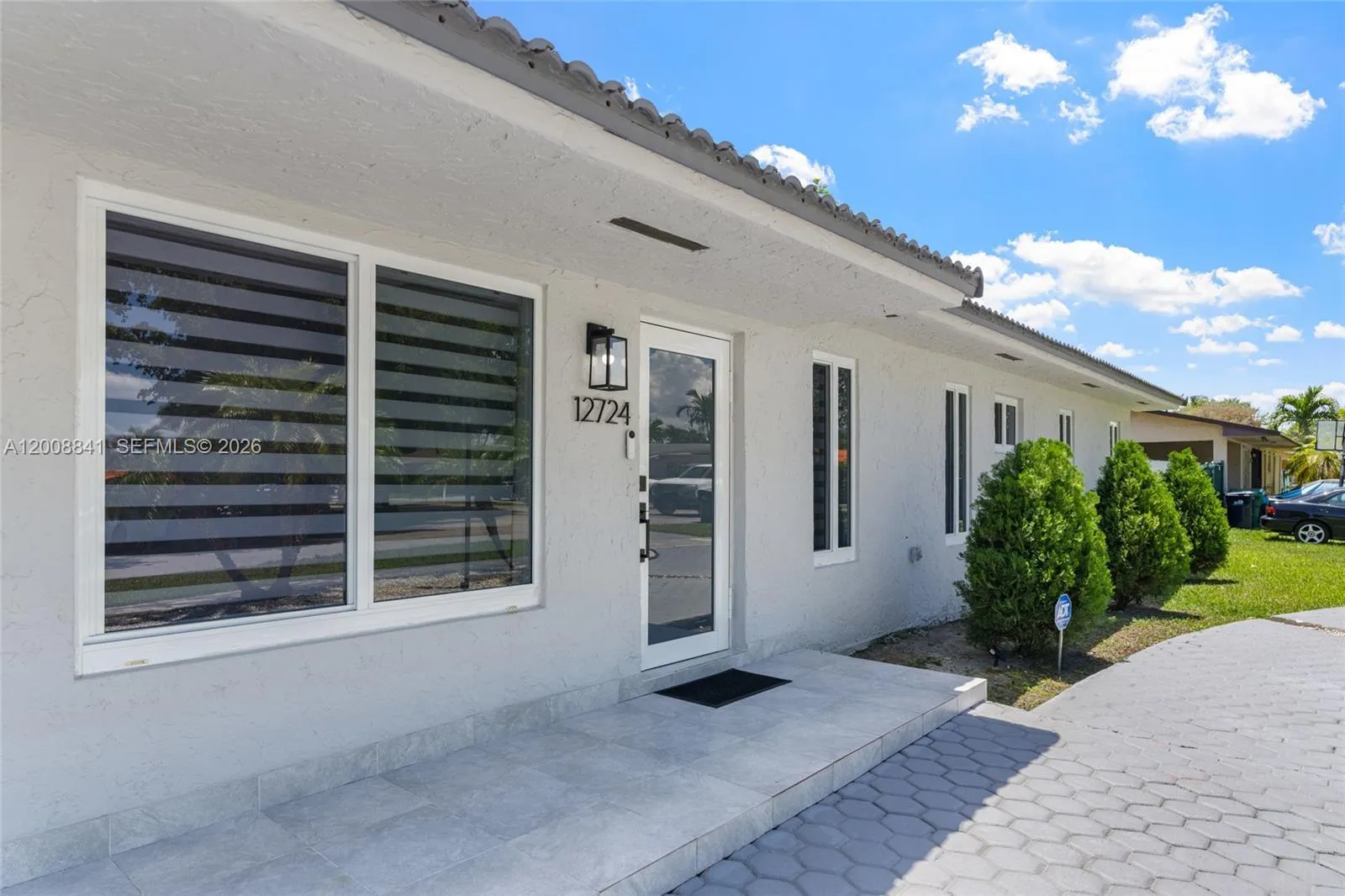 12724 SW 33rd Ter, Miami FL 33175