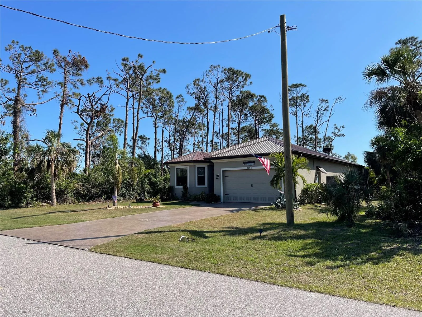 385 Albatross Rd, Other City - In The State Of Florida FL 33947