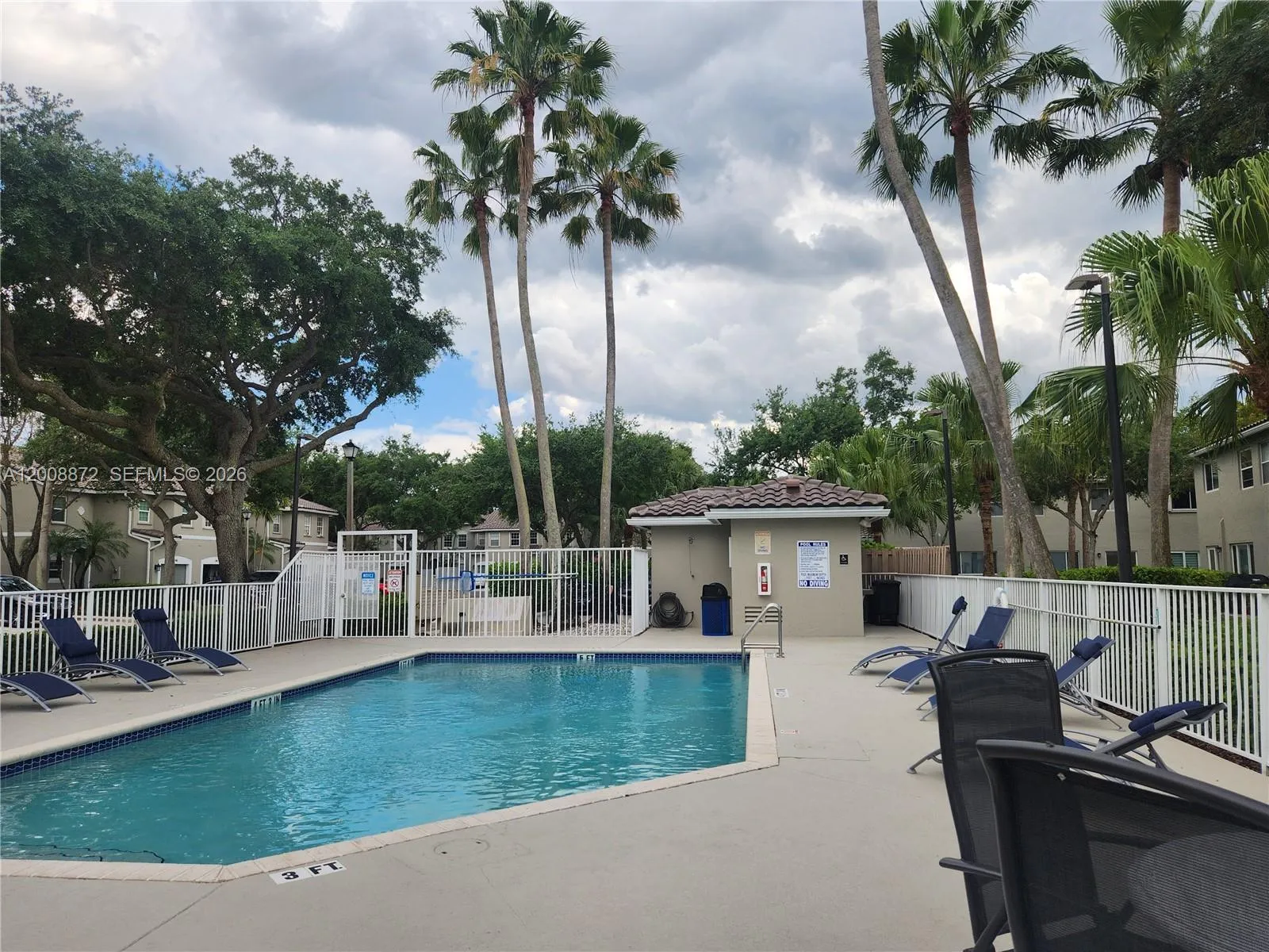 13206 NW 7th Pl, Plantation FL 33325