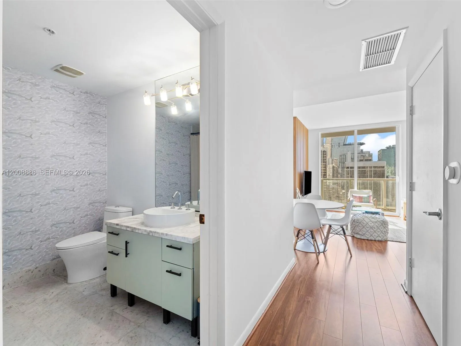 244 Biscayne Blvd # 3105, Miami FL 33132