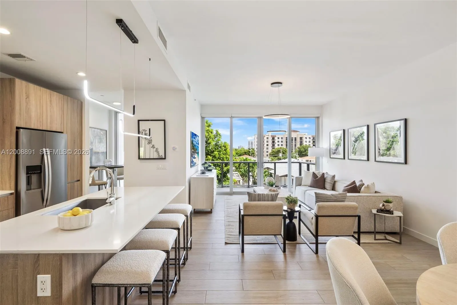545 SW 11th St # 308, Miami FL 33129