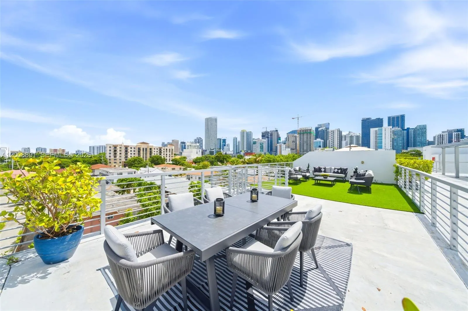 545 SW 11th St # 308, Miami FL 33129
