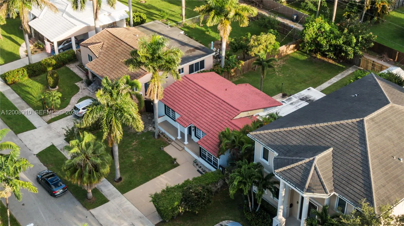 1422 Wiley St, Hollywood FL 33020