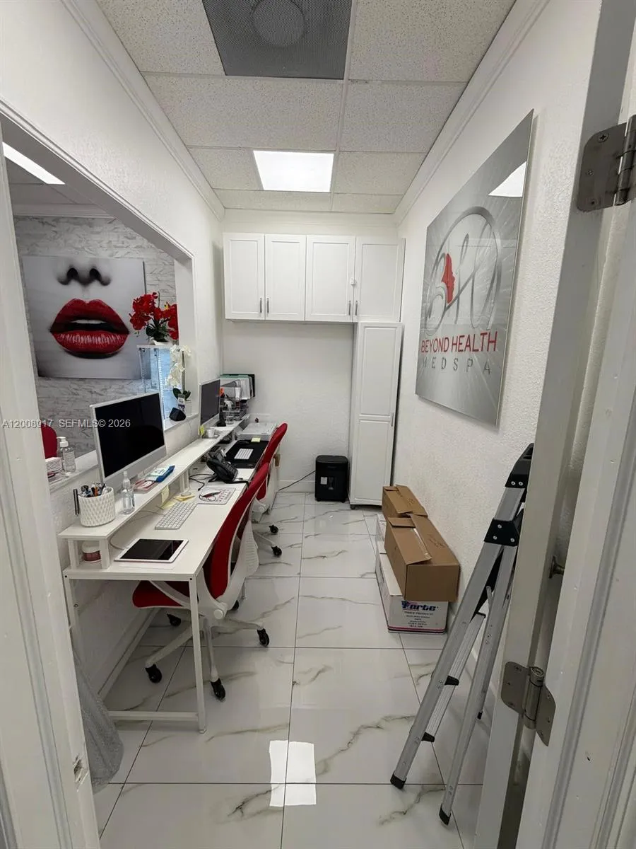 10300 W Flagler St, Sweetwater FL 33174