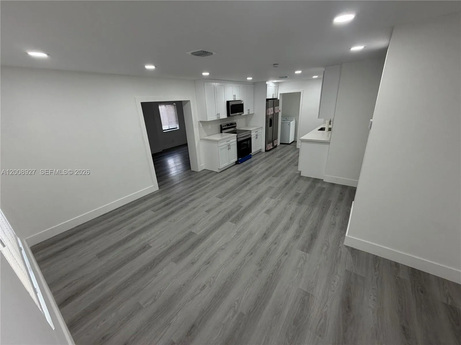 13885 NW 5th Ave, North Miami FL 33168