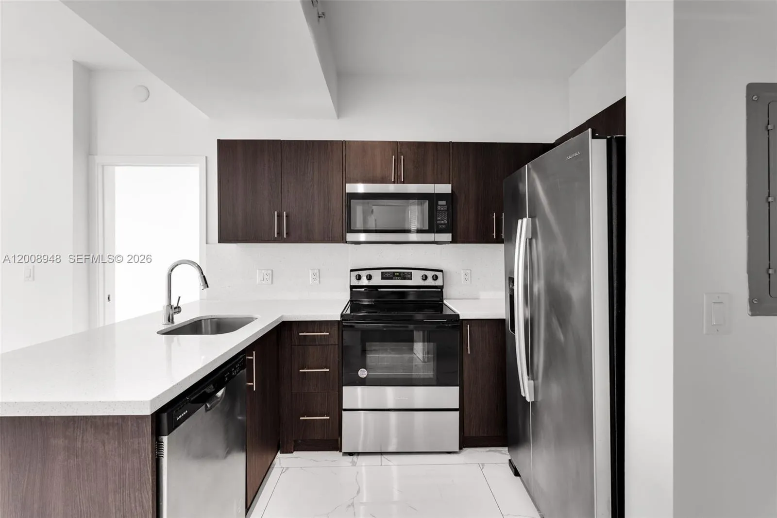 1 Curtiss Pkwy # 219, Miami Springs FL 33166