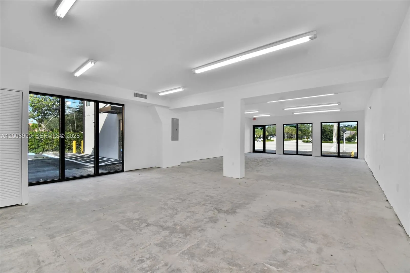 2990 Griffin Rd # 1, Dania Beach FL 33312