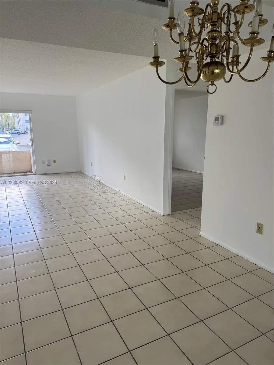 7747 SW 86th St # 105, Miami FL 33143