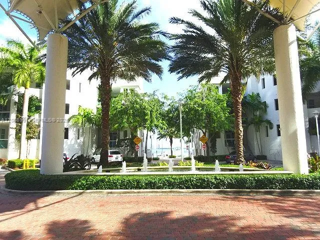 7900 Harbor Island Dr # 817, North Bay Village FL 33141