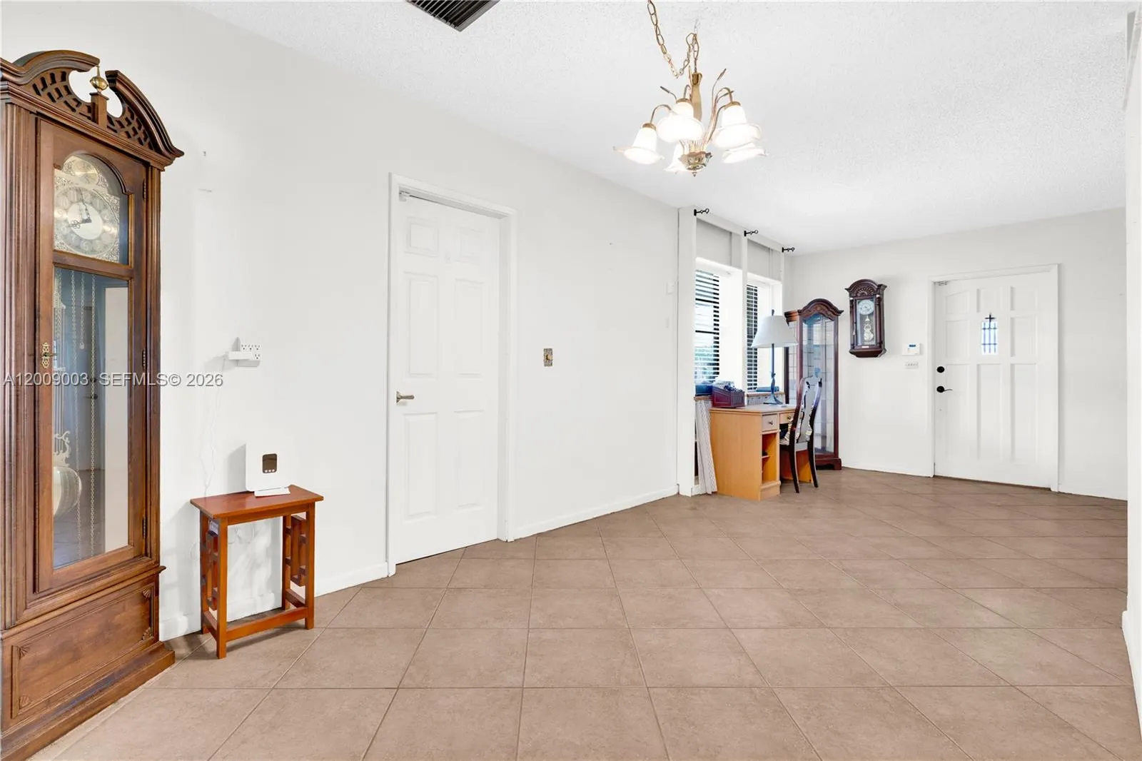 1570 NE 15th St, Homestead FL 33033