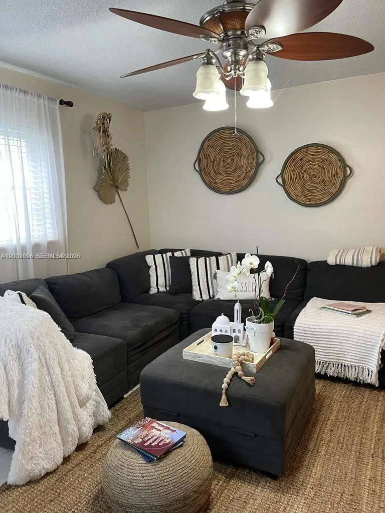 4163 SW 67th Ave # 116C, Davie FL 33314