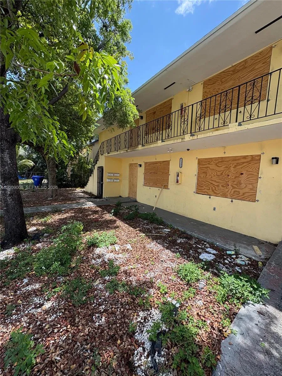 8 bedroom 4 bath for sale at 1198 NW 61st St, Miami FL 33127