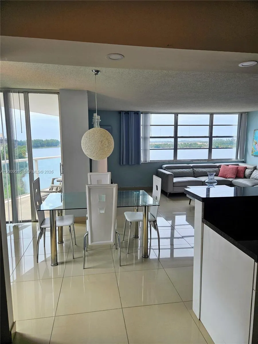 1301 NW Miami Gardens Dr # 726W, Miami FL 33179