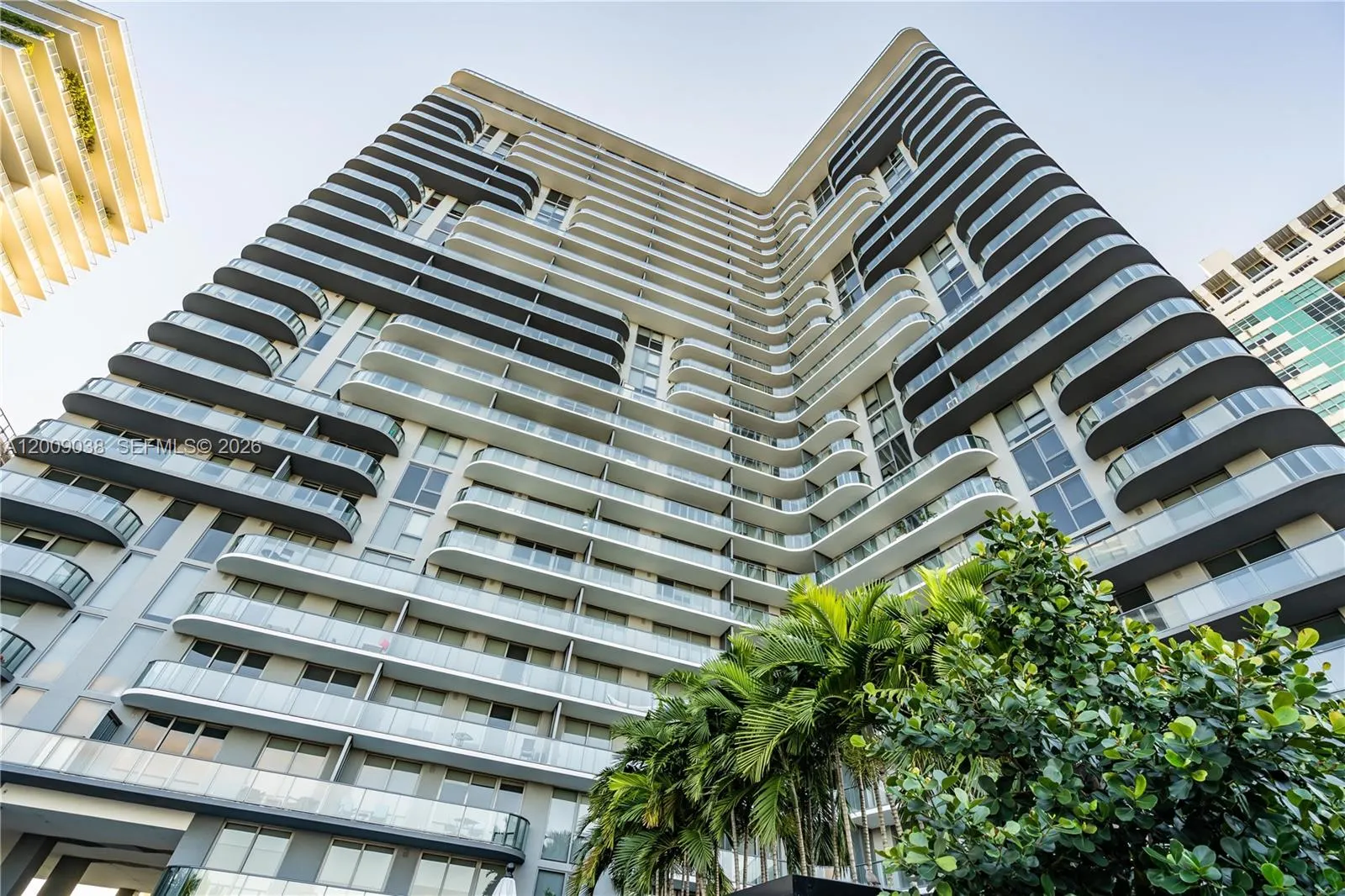 121 NE 34th St # 2810, Miami FL 33137