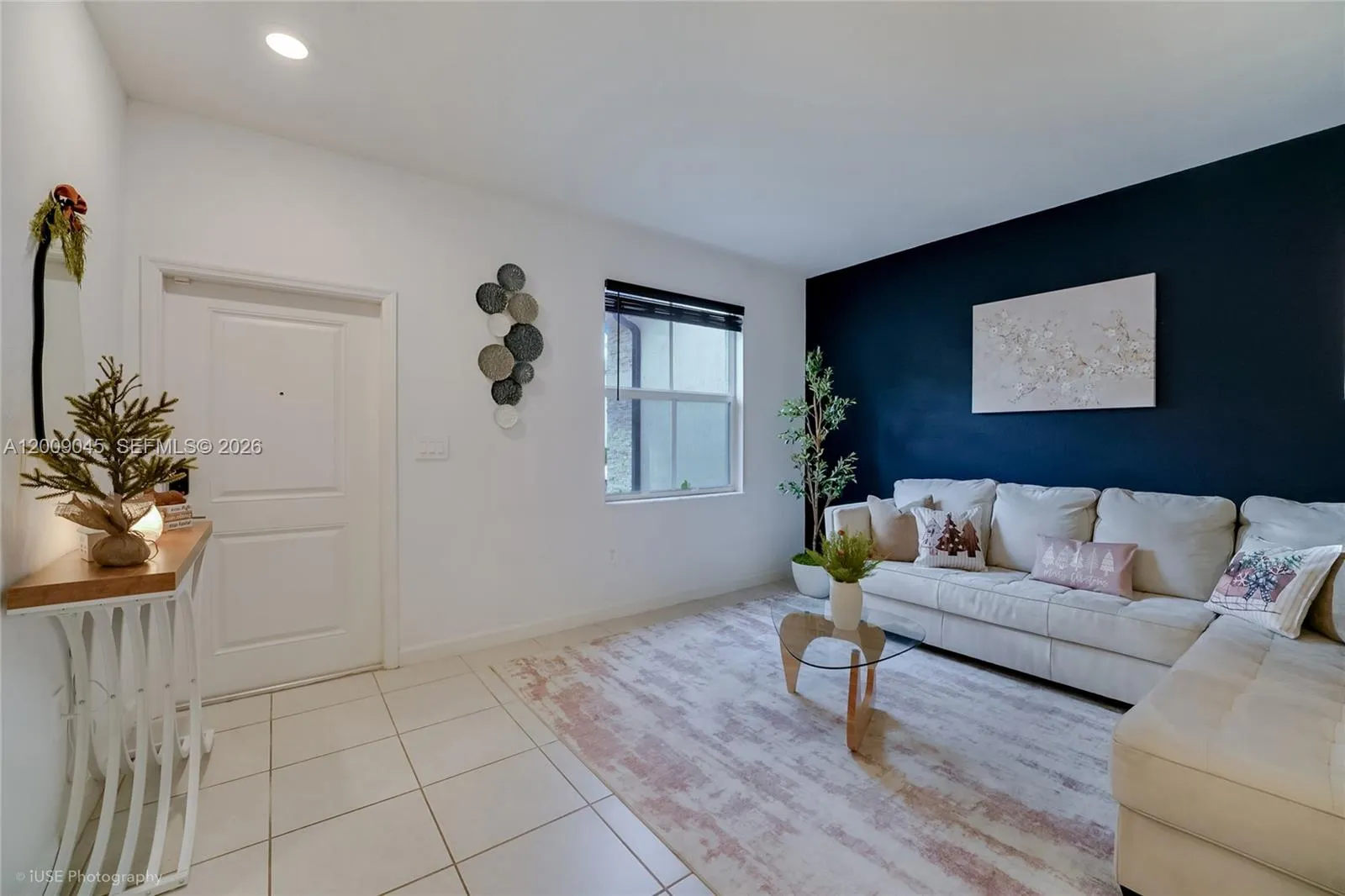 12453 NW 23rd Ct, Miami FL 33167