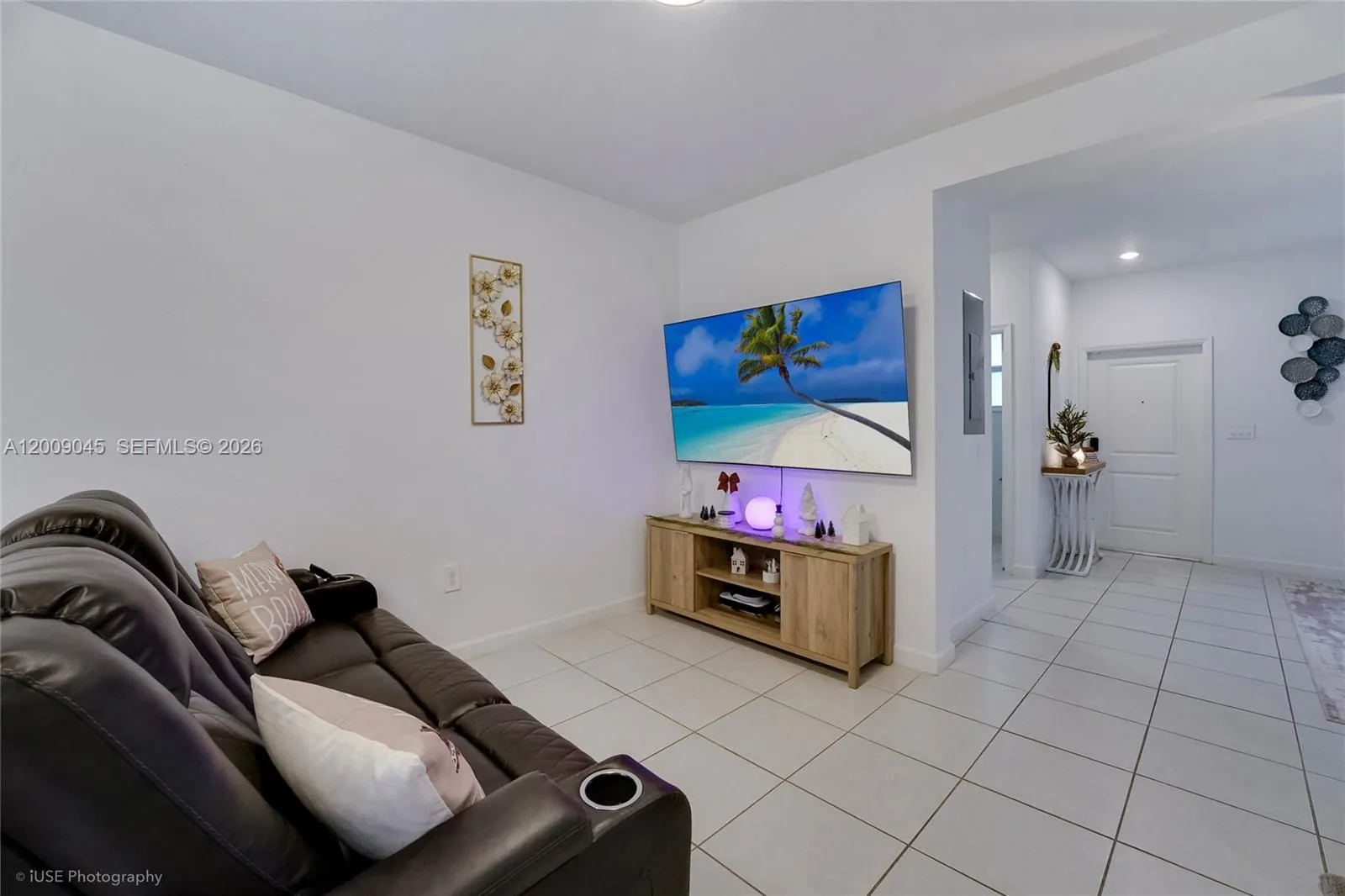 12453 NW 23rd Ct, Miami FL 33167