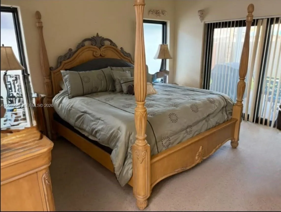 8741 NW 141st Ter, Miami Lakes FL 33018