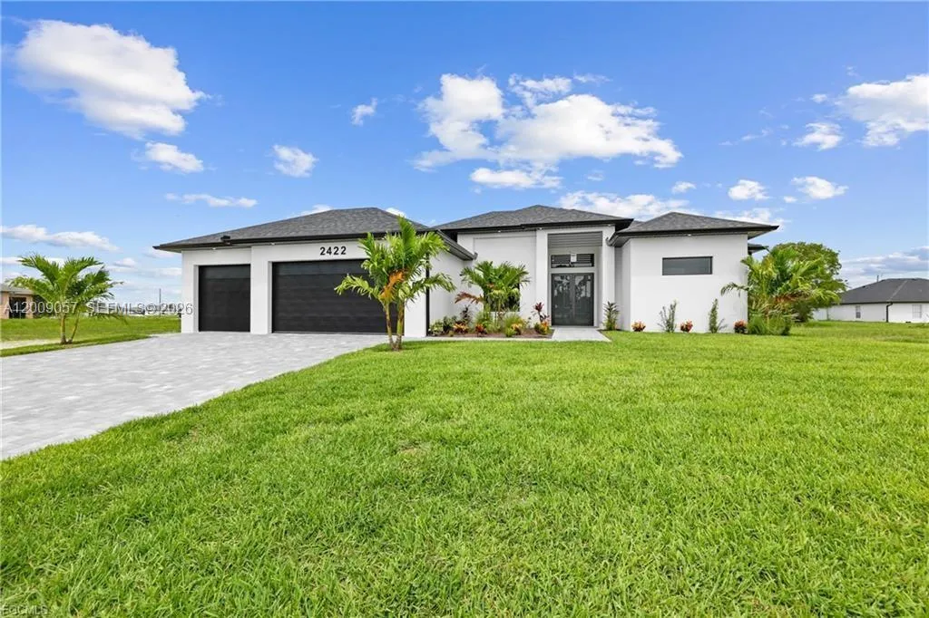 2422 Nelson Rd N, Cape Coral FL 33993