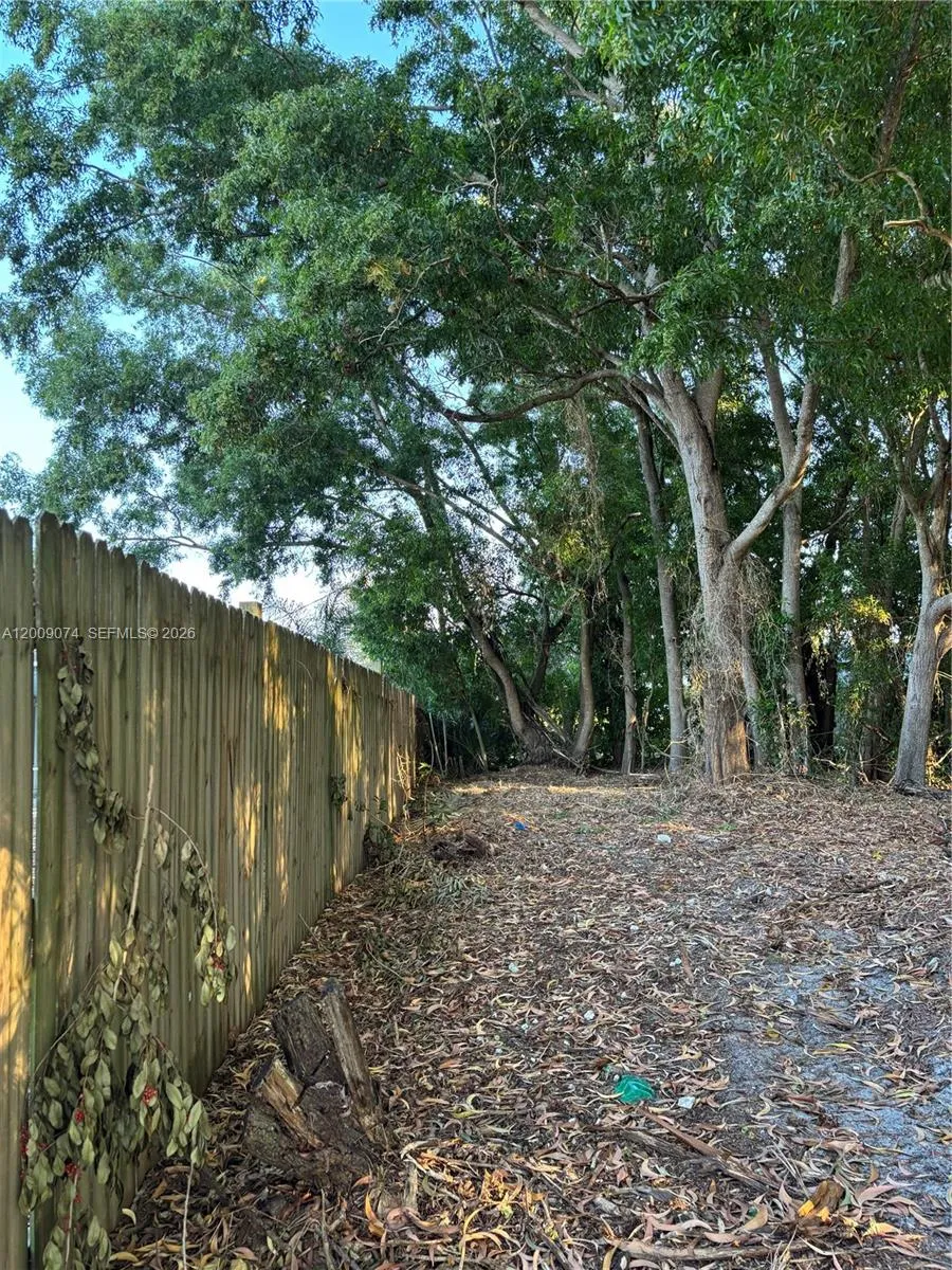 6537 NW Chugwater Cir, Port St. Lucie FL 34983