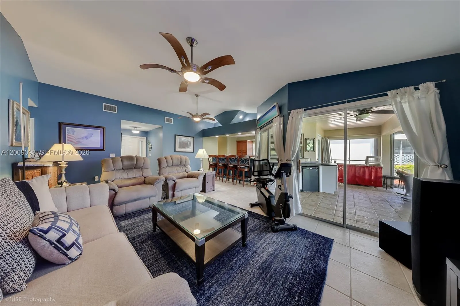 2395 SE 7th Pl, Homestead FL 33033