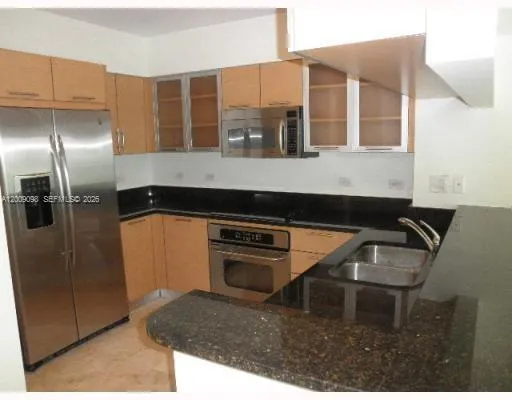 31 SE 5th St # 2807, Miami FL 33131